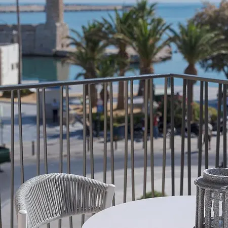 V77 Seafront * Rethymno (Crete)