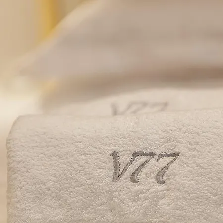 V77 Seafront Apartment
